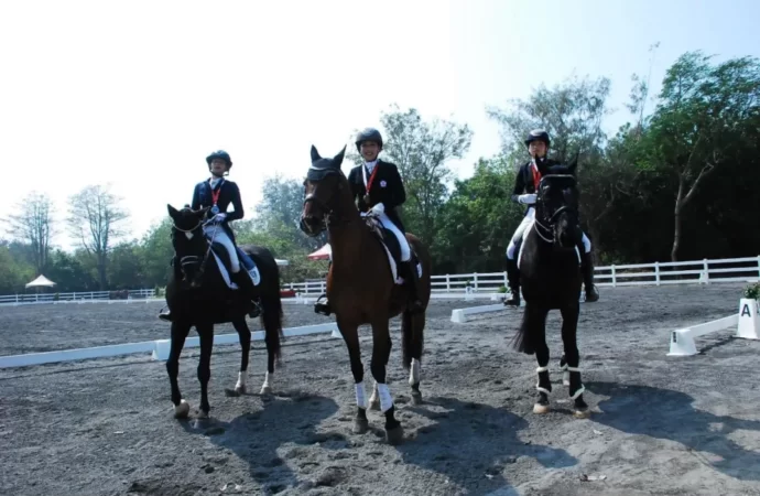 Mujeres arrasan en los Juegos Nacionales de Adiestramiento en Taiwán